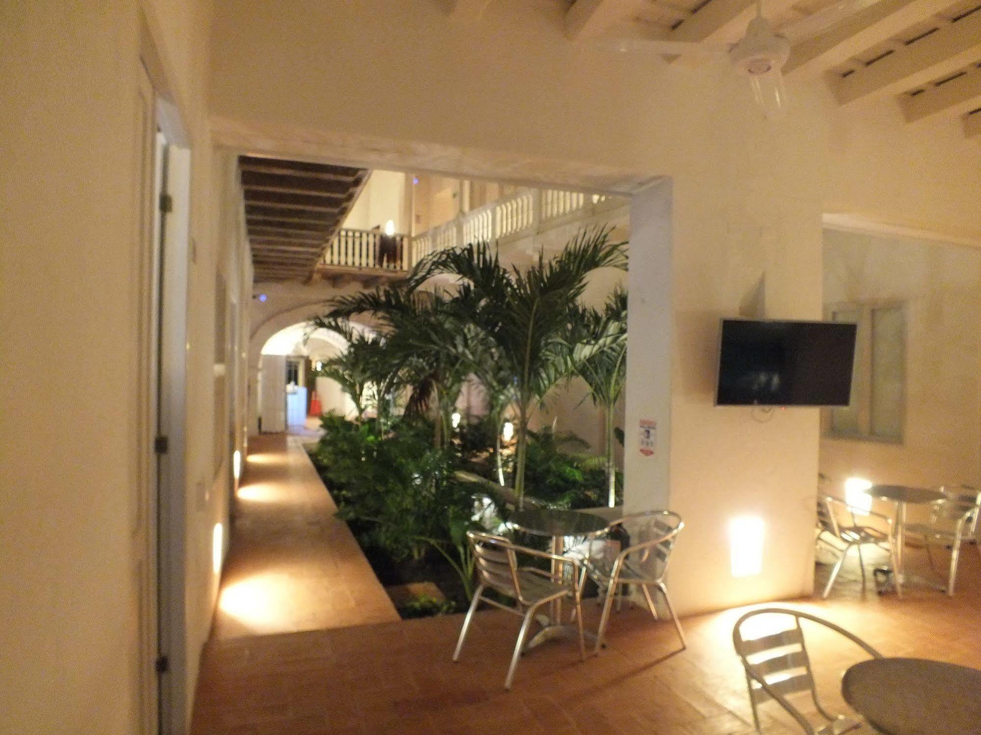 Hostal Casa Escallon Cartagena Exterior photo